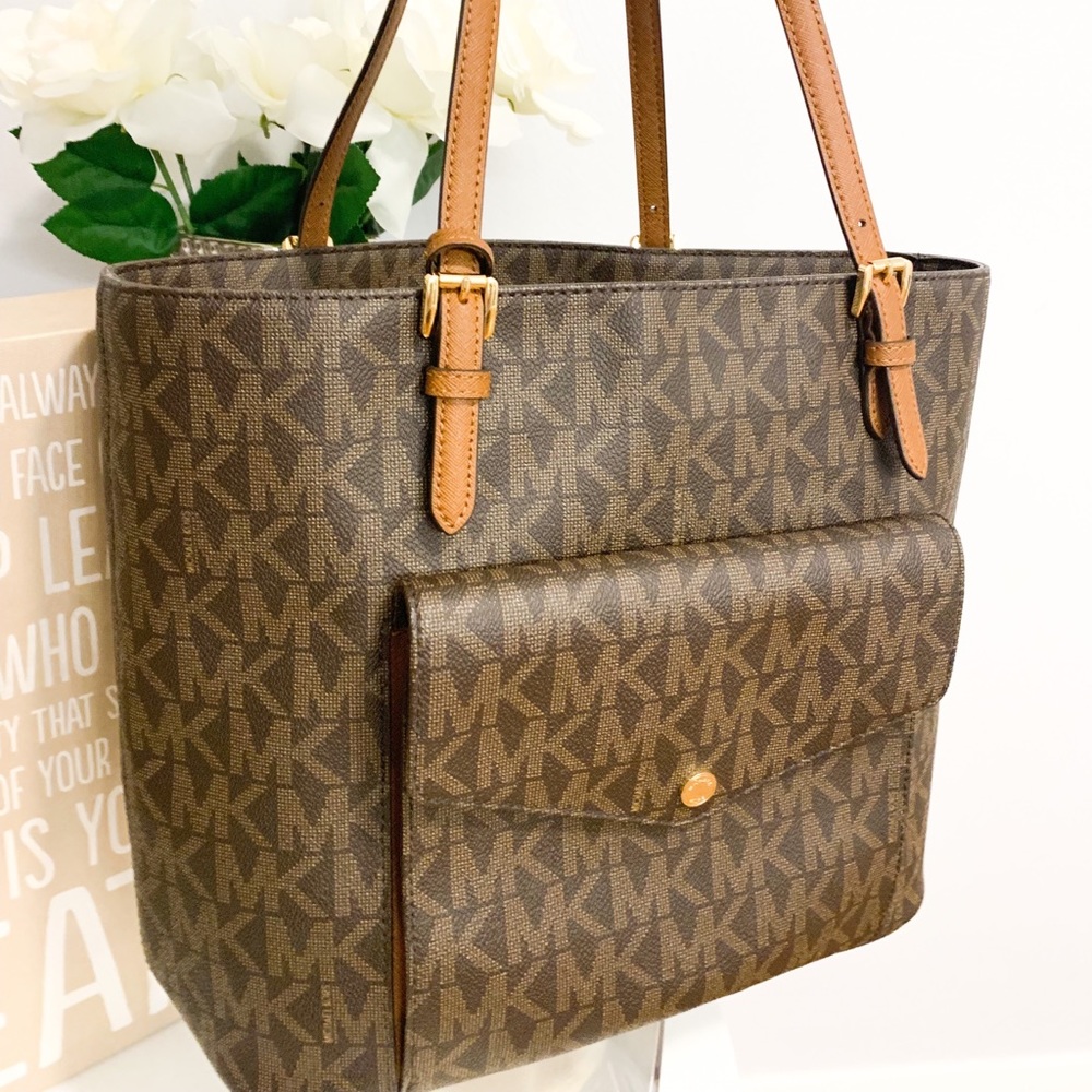 MK purse
